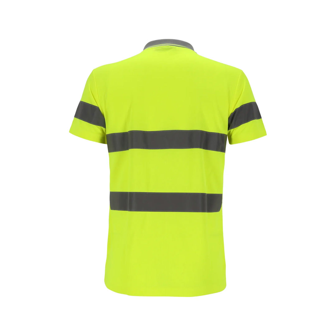 Achteraanzicht van een fluorescerend gele polo